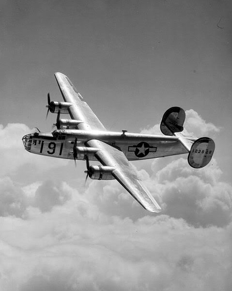 479px-Maxwell_B-24.jpg