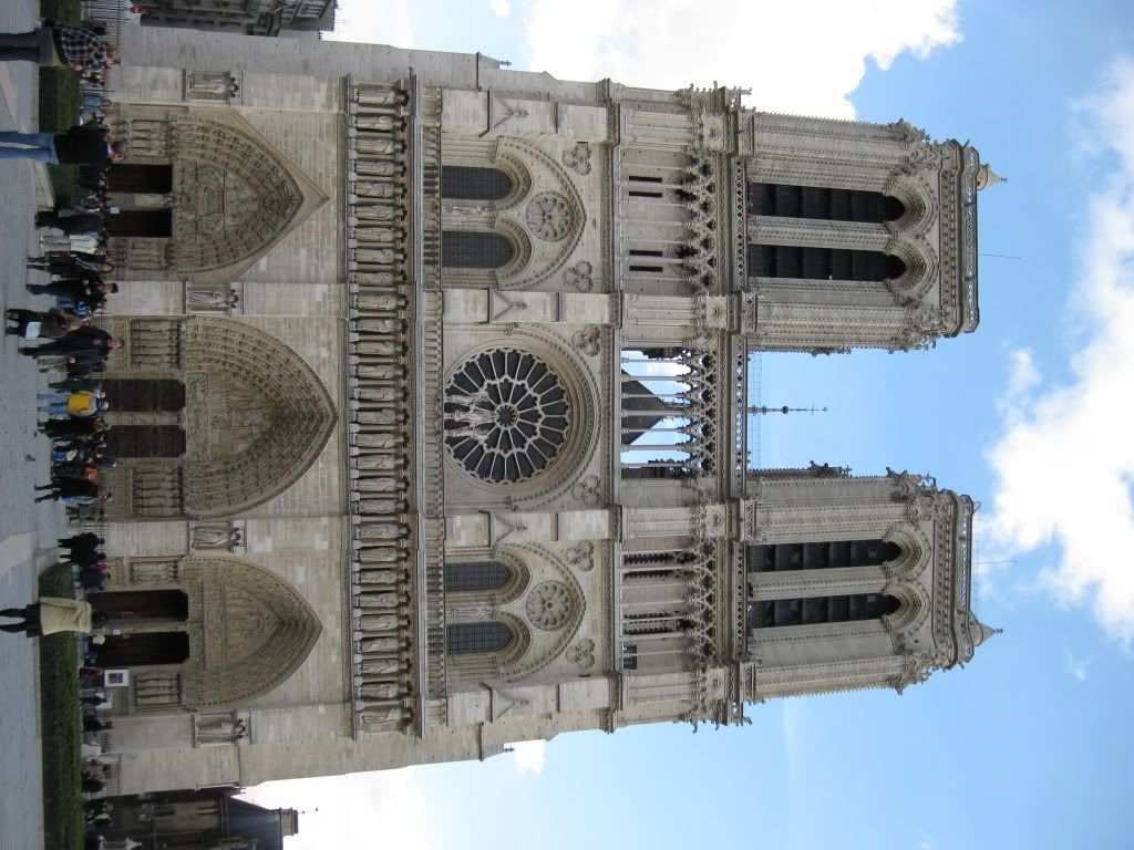 notre dame Pictures, Images and Photos